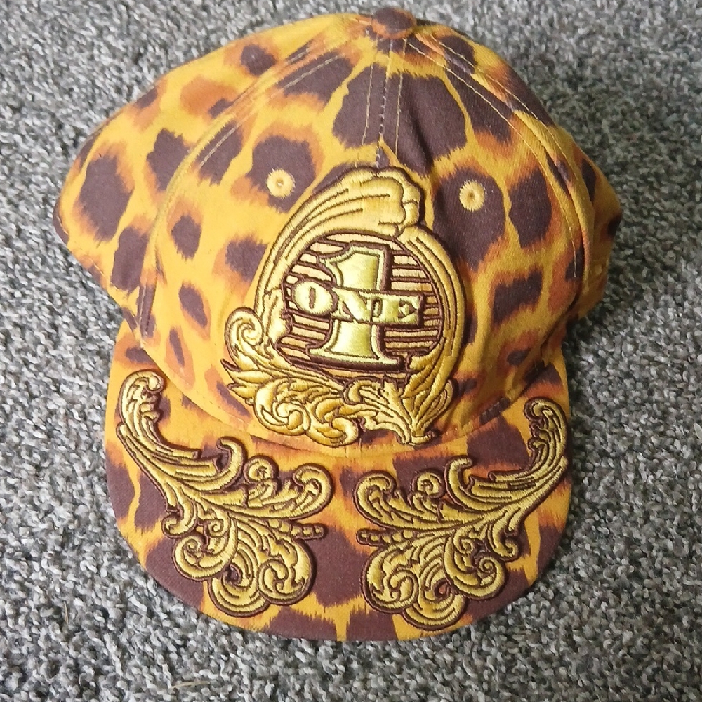 New Era Leopard Print Cap - Yellow and Brown